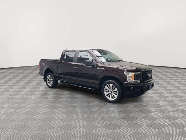 Used 2018 Magma Red Ford XL image 31