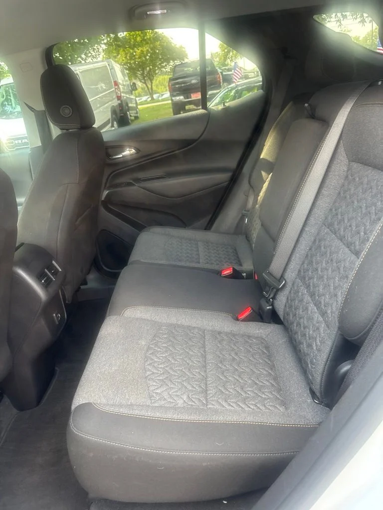 Used 2024 White Chevrolet LT image 25