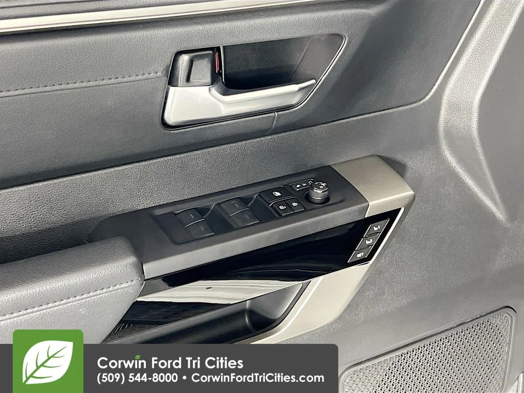 Used 2024 Wind Chill Pearl Toyota Limited image 12