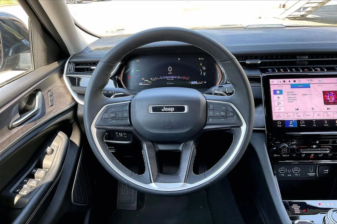 Certified Used 2023 Gray Jeep 4xe image 10