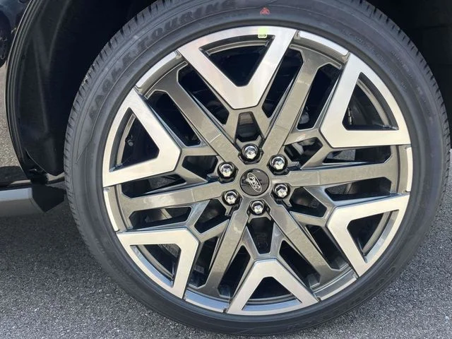 New 2026 Agate Black Metallic Ford Platinum® image 7