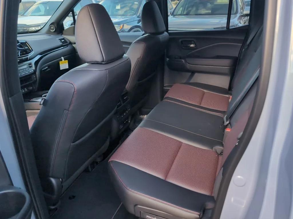 2026 Honda Ridgeline Black Edition - Photo 12