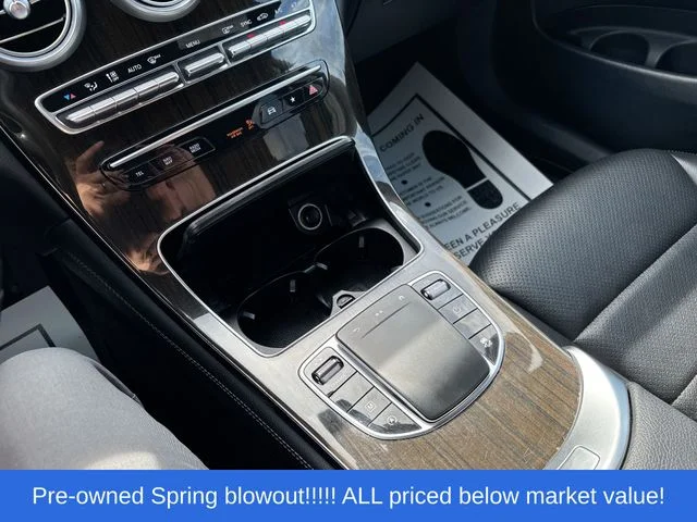 Used 2020 White Mercedes-Benz GLC 300 image 27