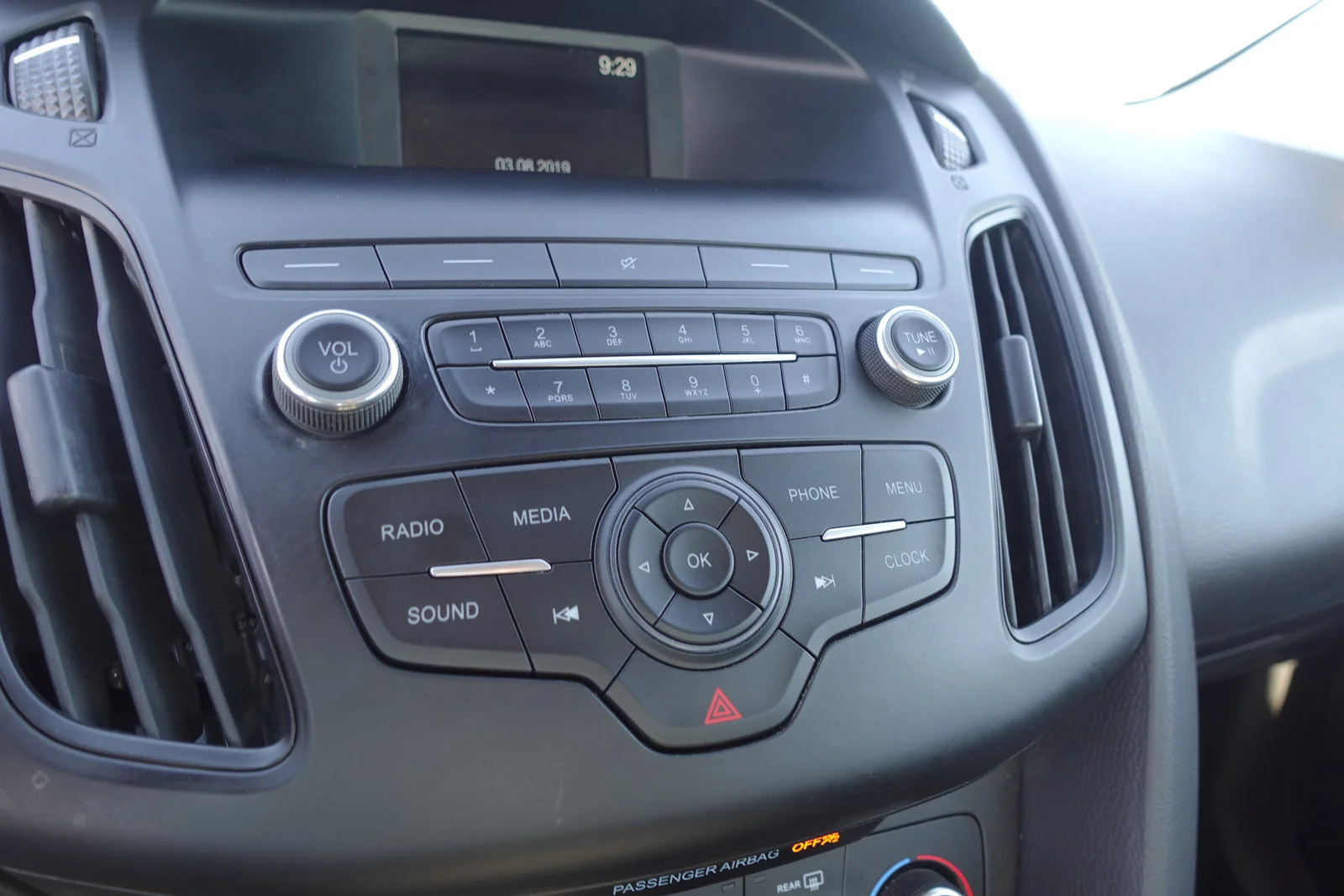 Used 2018 Oxford White Ford S image 20