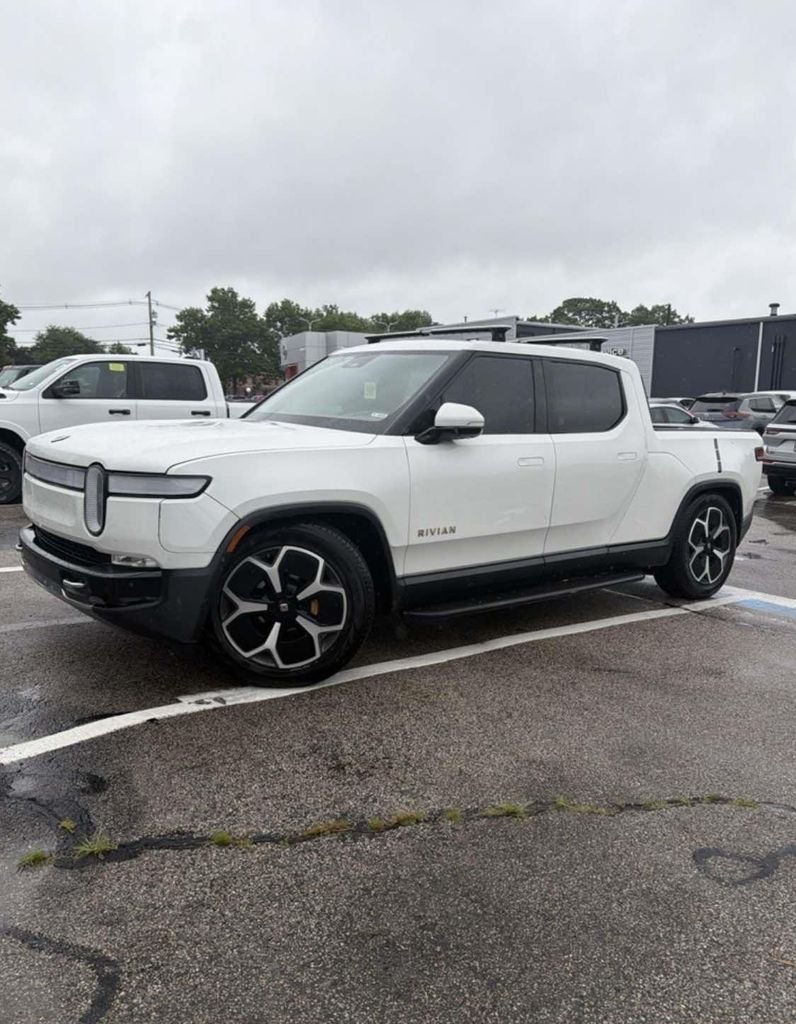 Used 2022 White Rivian Adventure image 2