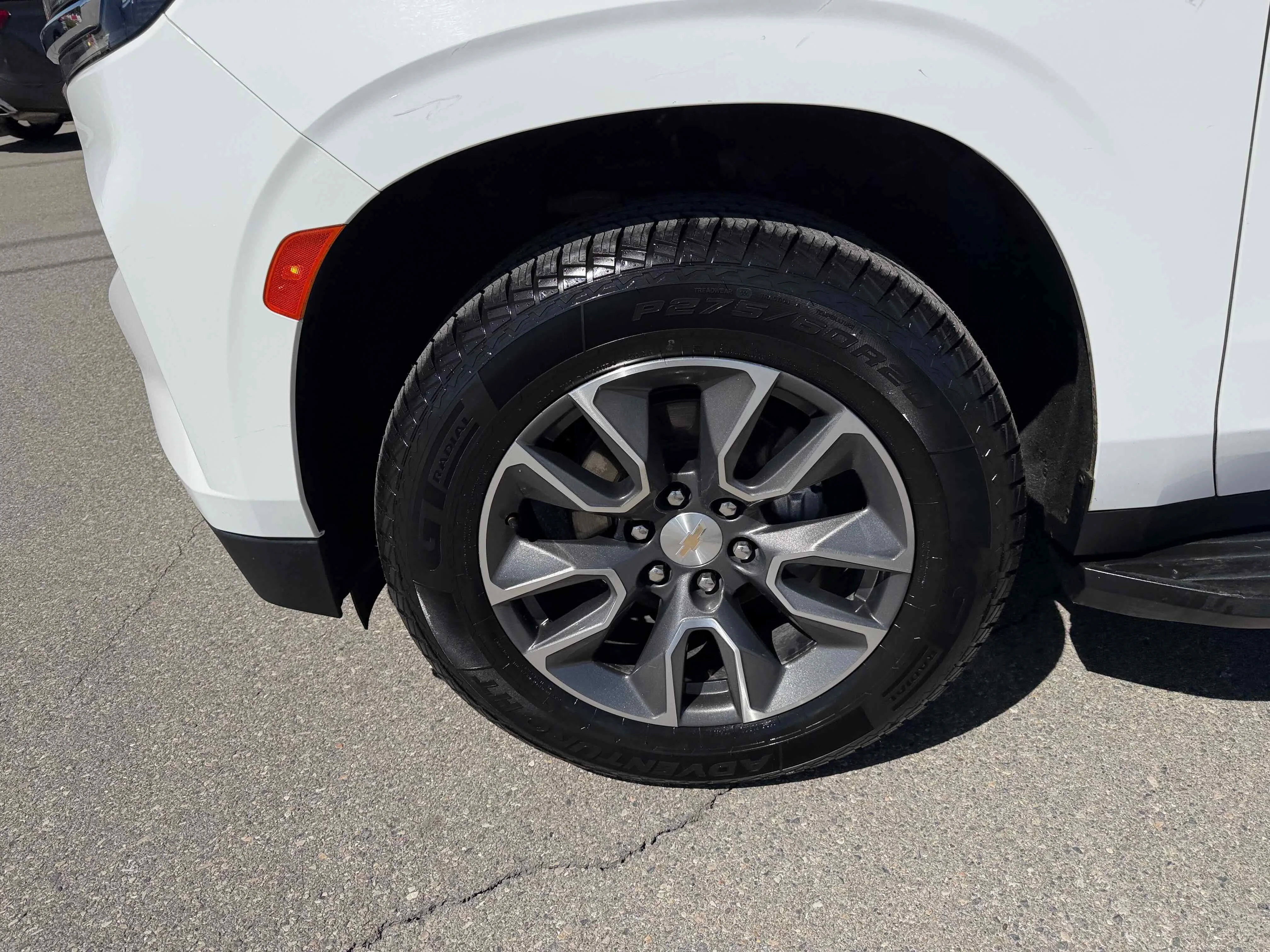 Used 2022 White Chevrolet LS image 13
