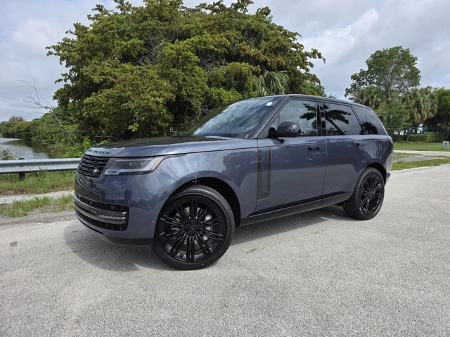2026 Land Rover Range Rover P400 SE