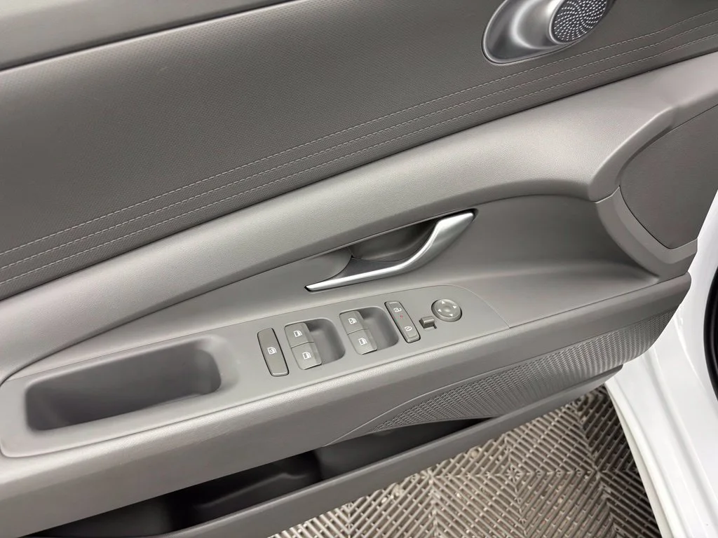 Certified Used 2024 White Hyundai SEL image 18