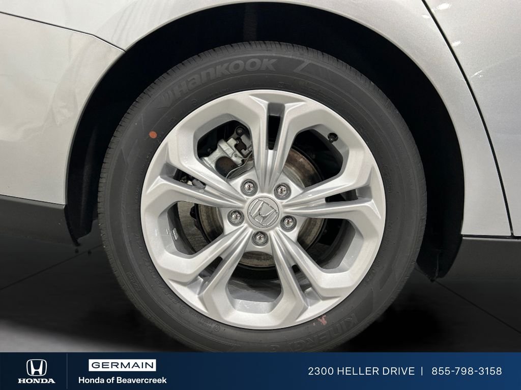 New 2026 Solar Silver Metallic Honda LX image 24