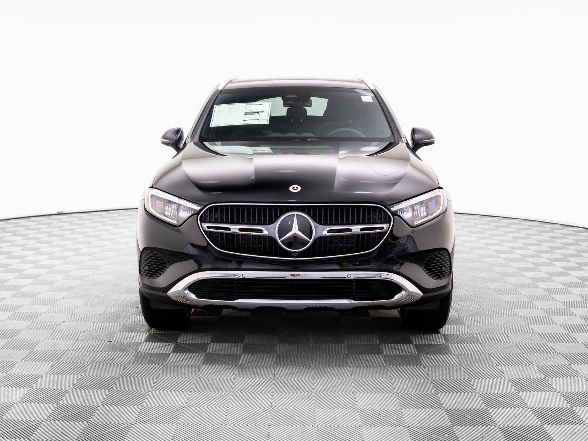 New 2026 Black Mercedes-Benz GLC 300 image 8