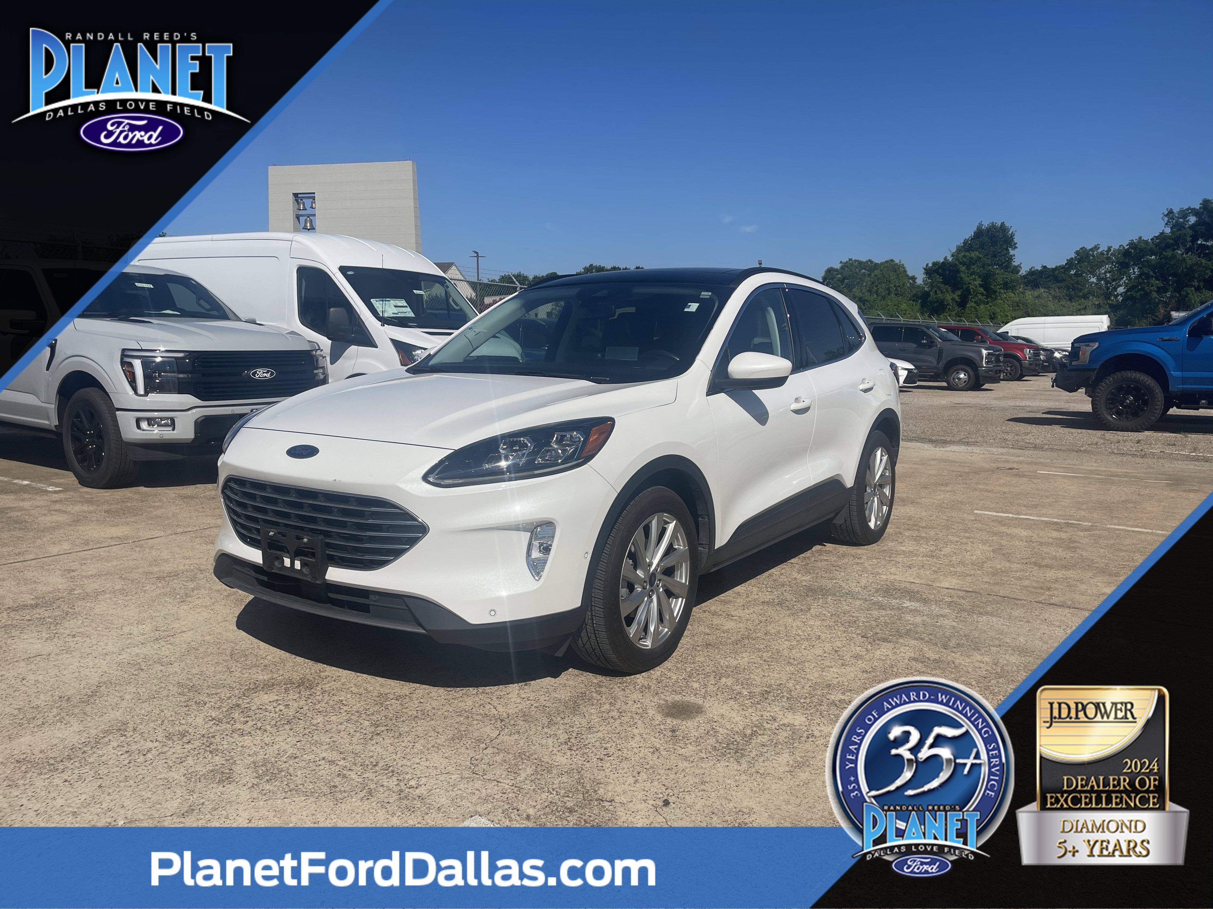 2021 Ford Escape Titanium AWD Hybrid's photo