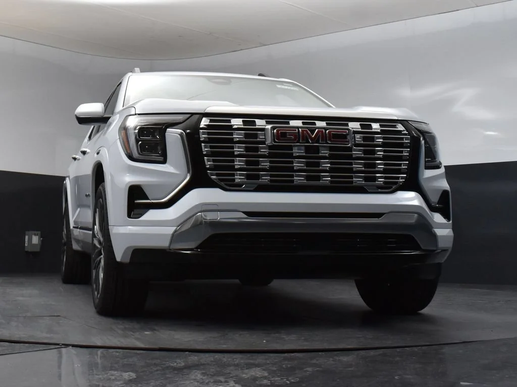 New 2026 Glacier White Tricoat GMC Denali image 29