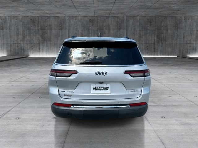 Used 2021 Silver Jeep Limited image 7