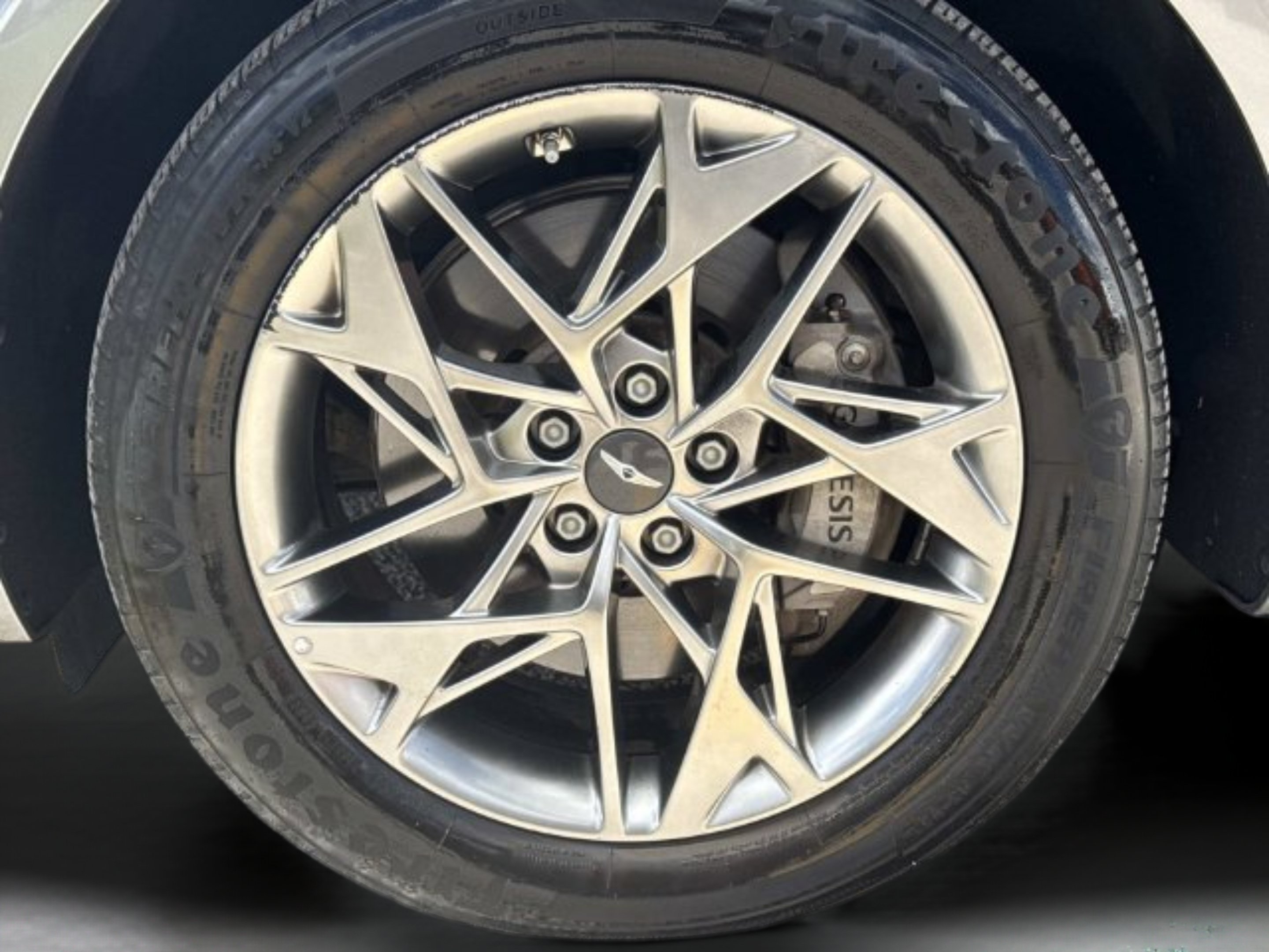Used 2025 Savile Silver Genesis 2.5T image 31