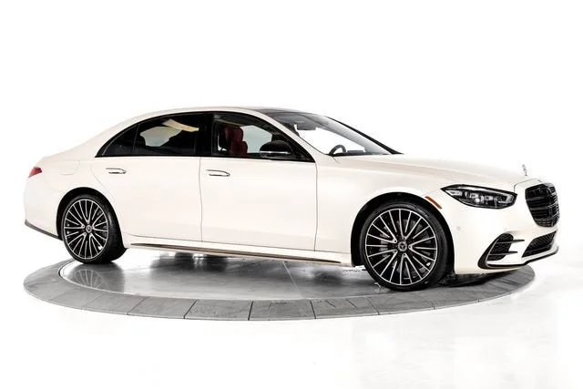 Used 2023 White Mercedes-Benz S 580 image 9
