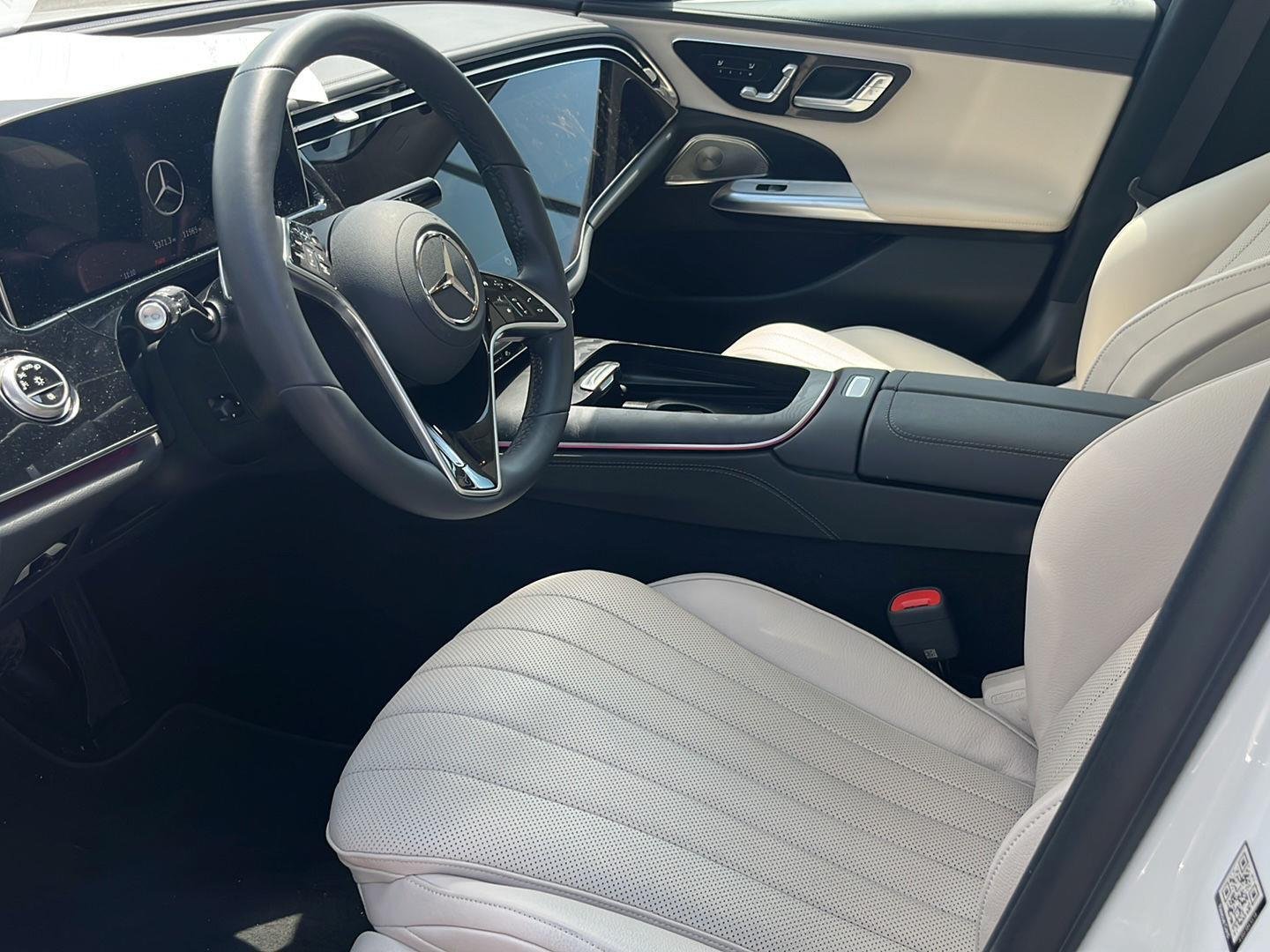 Certified Used 2025 Polar White Mercedes-Benz E 350 image 5
