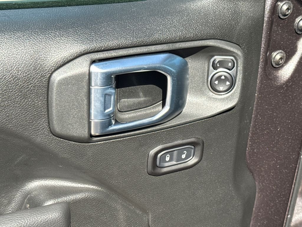 New 2026 Granite Crystal Metallic Clear-Coat Exterior Paint Jeep 85th Anniversary Edition image 29
