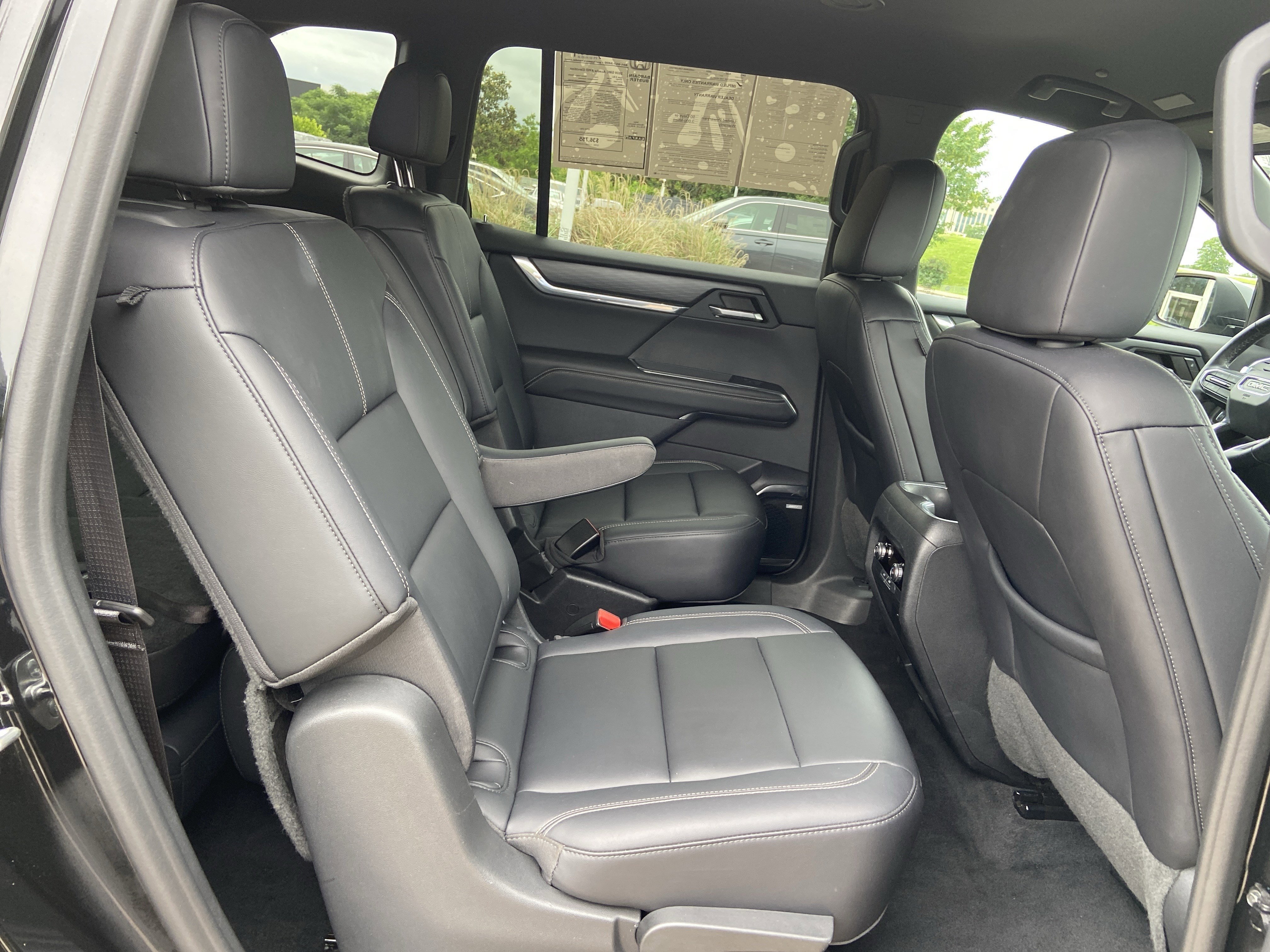 2024 GMC Acadia Elevation - Photo 11
