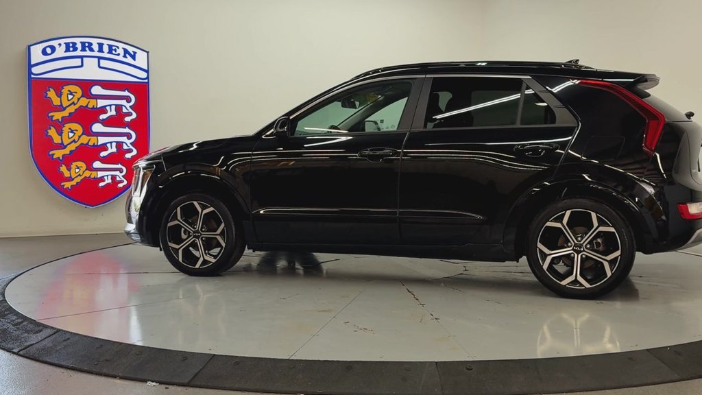Used 2023 Aurora Black Kia EX Touring image 7