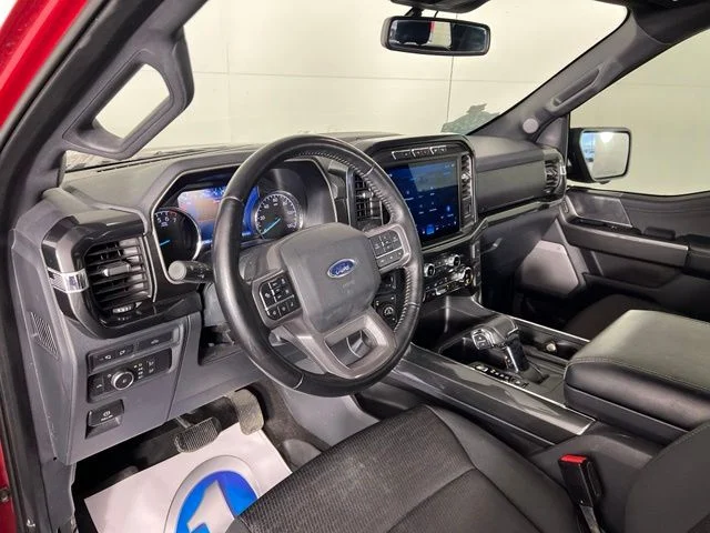 Used 2021 Red Ford XLT image 12