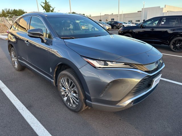 Used 2021 Gray Toyota XLE image 3