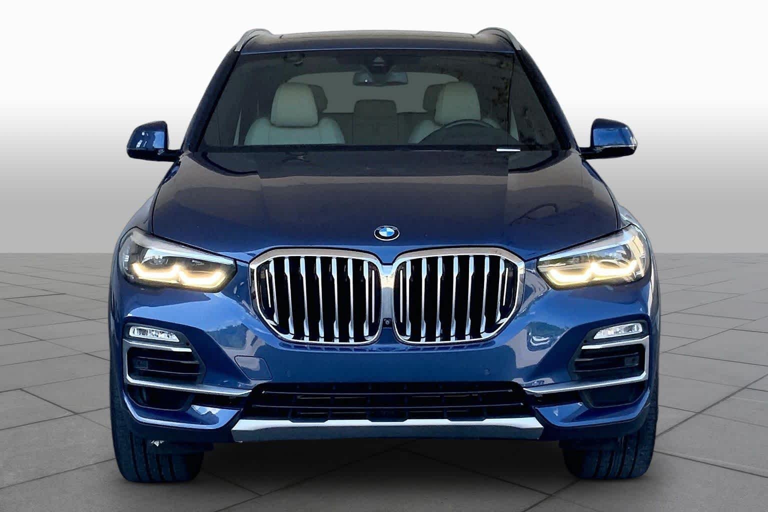 Used 2020 Phytonic Blue Metallic BMW xDrive40i image 4