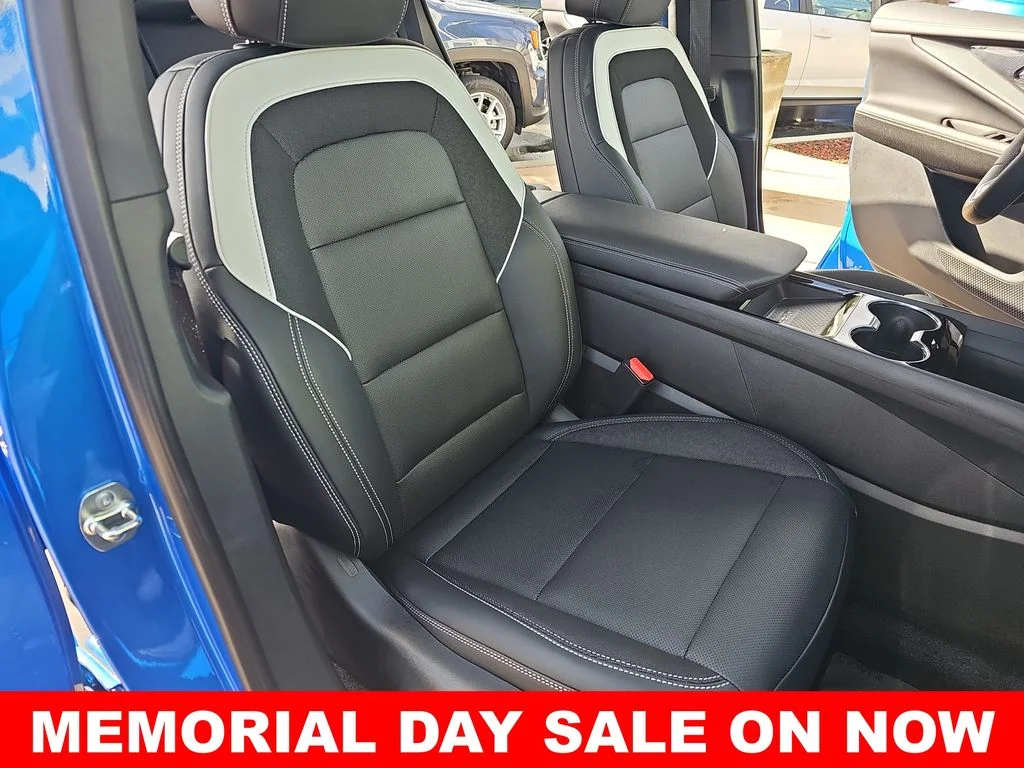 Used 2024 Blue Chevrolet LT image 10