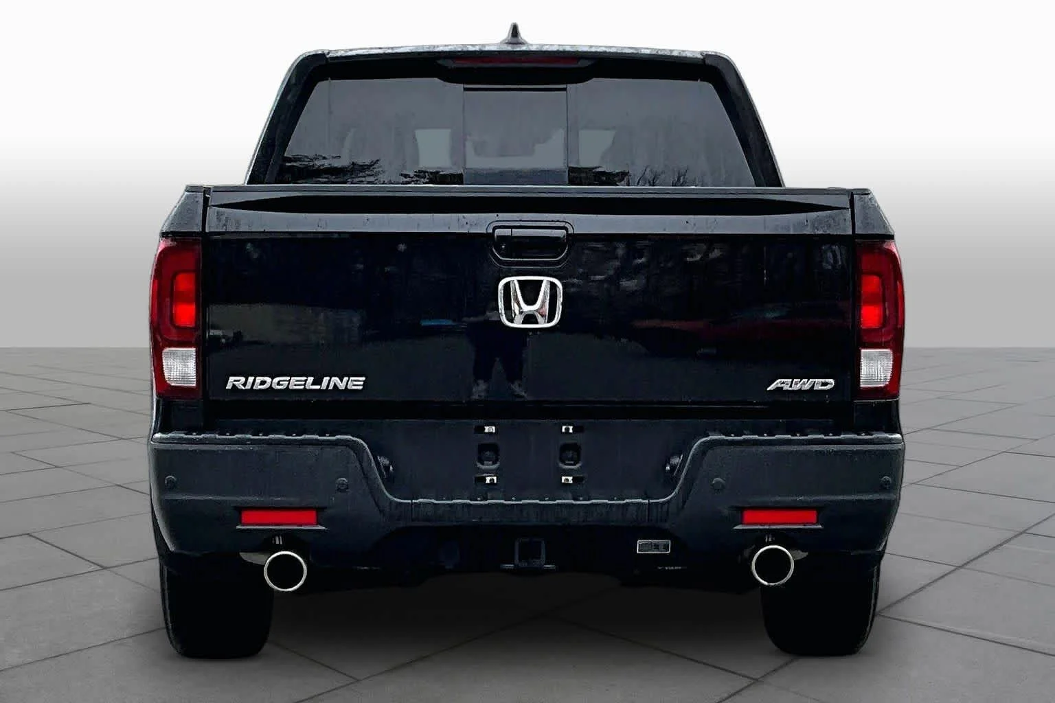 Certified Used 2023 Crystal Black Pearl Honda RTL-E image 5