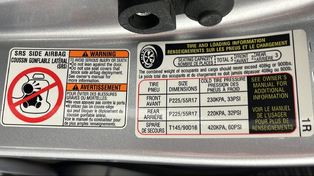 Used 2014 Ice Silver Metallic Subaru 2.0i Limited image 46