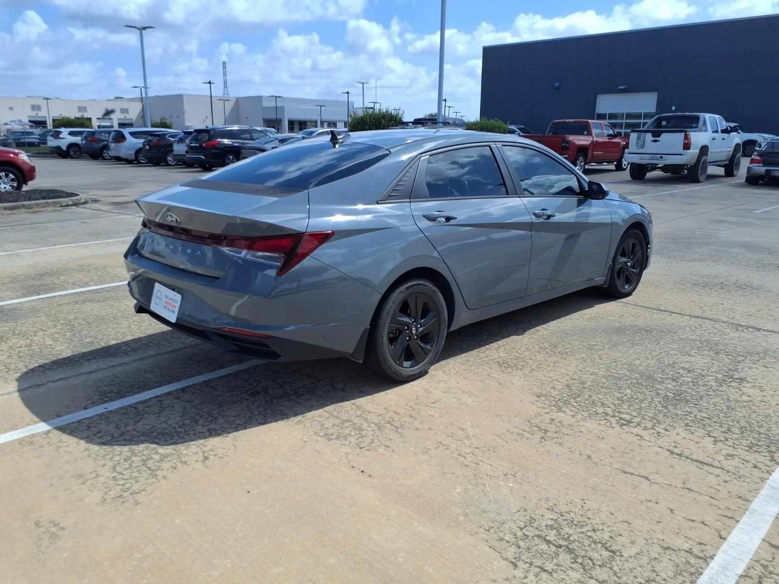 Used 2022 Hyundai Elantra SEL with VIN KMHLM4AG1NU263064 for sale in Friendswood, TX
