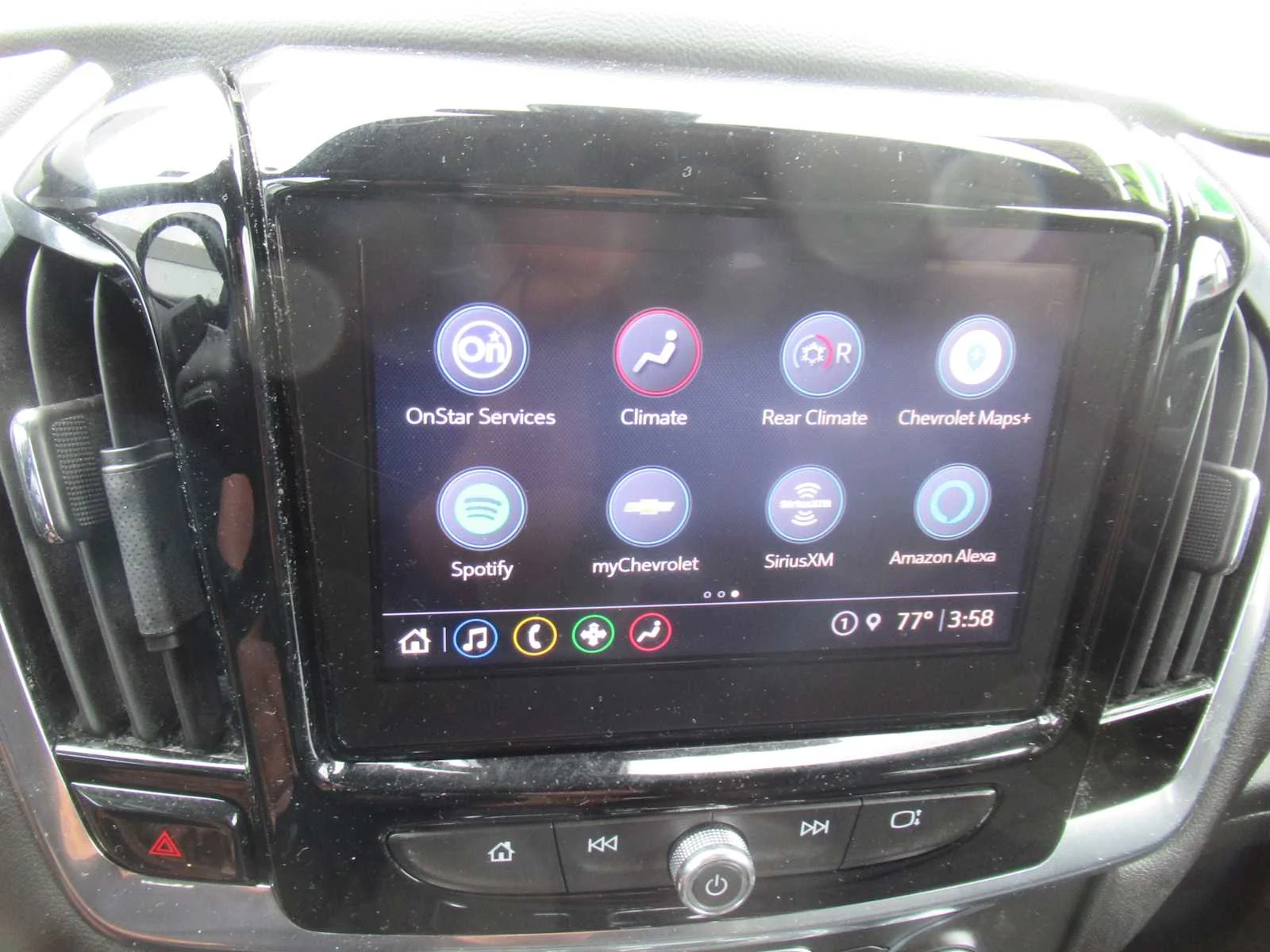 Certified Used 2022 Summit White Chevrolet LT Cloth image 31
