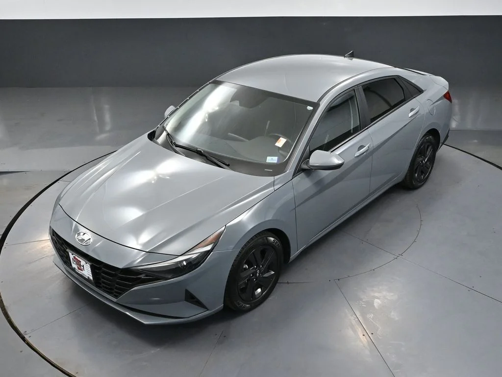 Used 2021 Gray Hyundai SEL image 55