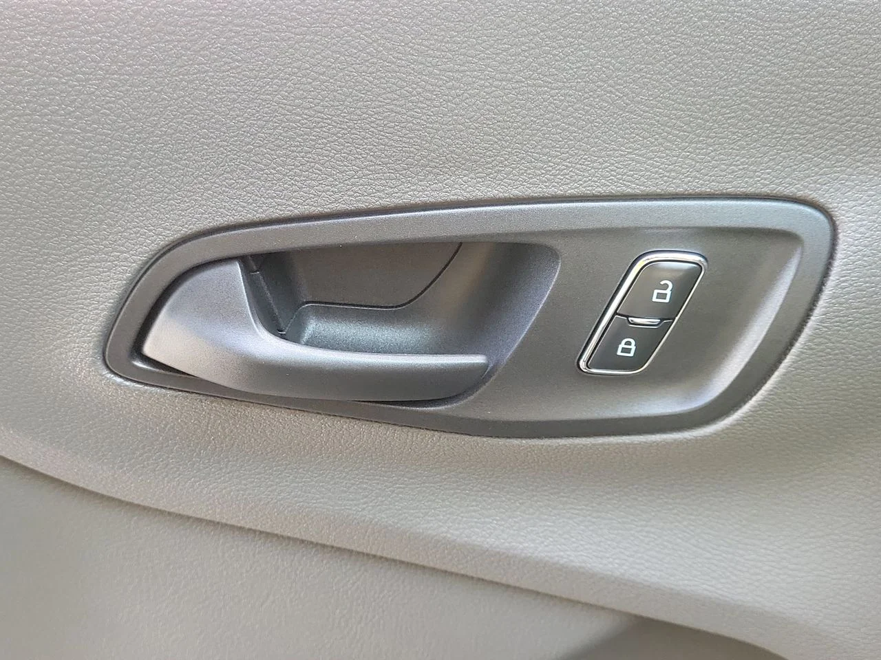 Used 2025 White Ford Base image 24