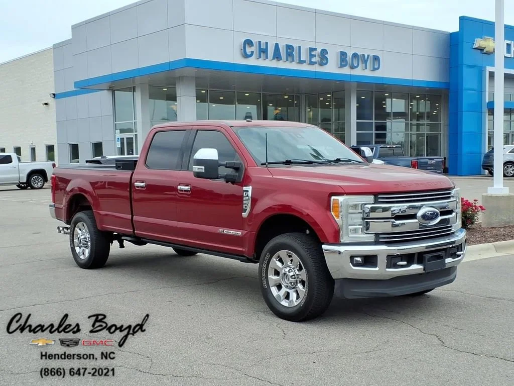 2017 Ford F-250 Lariat 4x4 Crew Cab 8' Box's photo