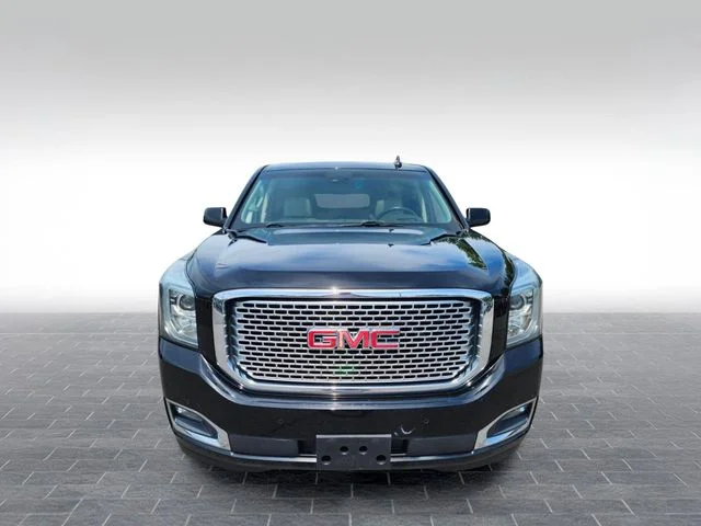 Used 2015 Black GMC Denali image 2