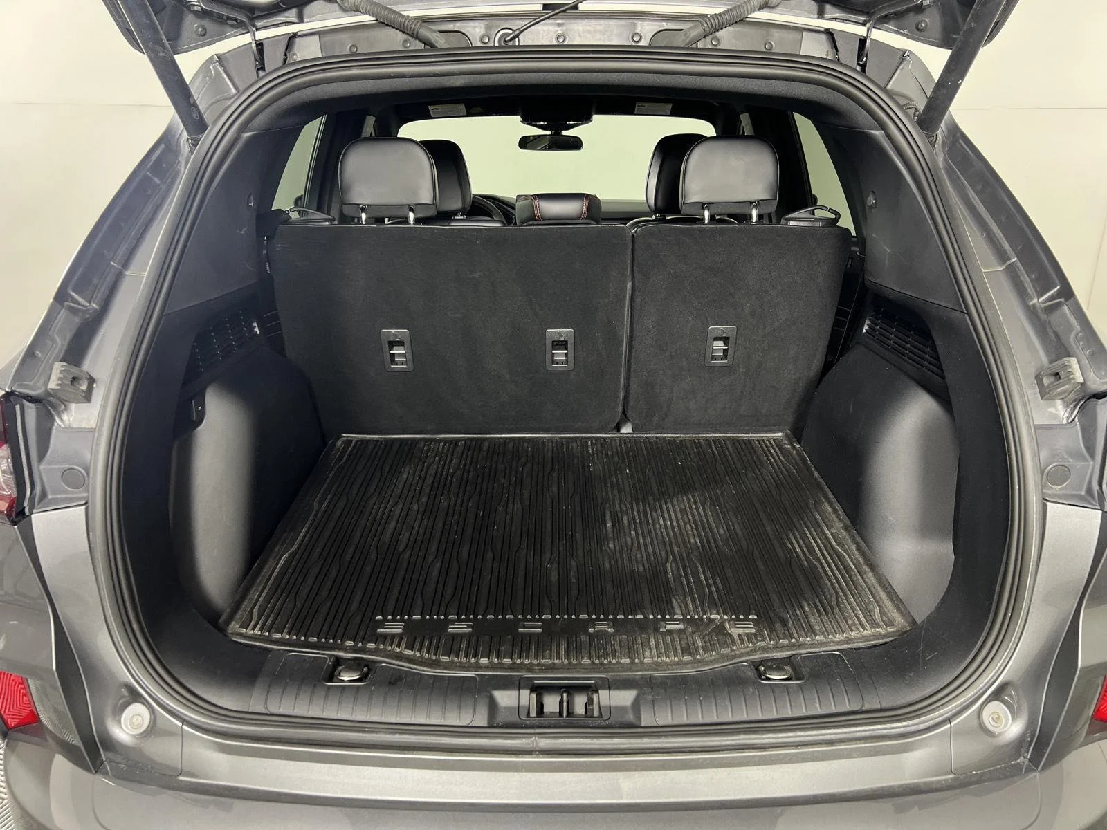 Used 2023 Carbonized Gray Ford ST-Line image 20