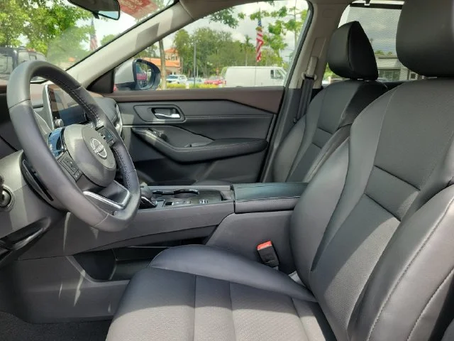 Certified Used 2023 Silver Nissan SV image 18