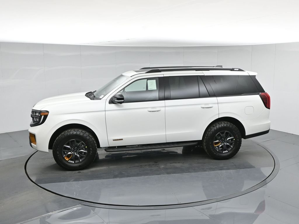 New 2026 Star White Metallic Tri-Coat Ford Tremor image 47