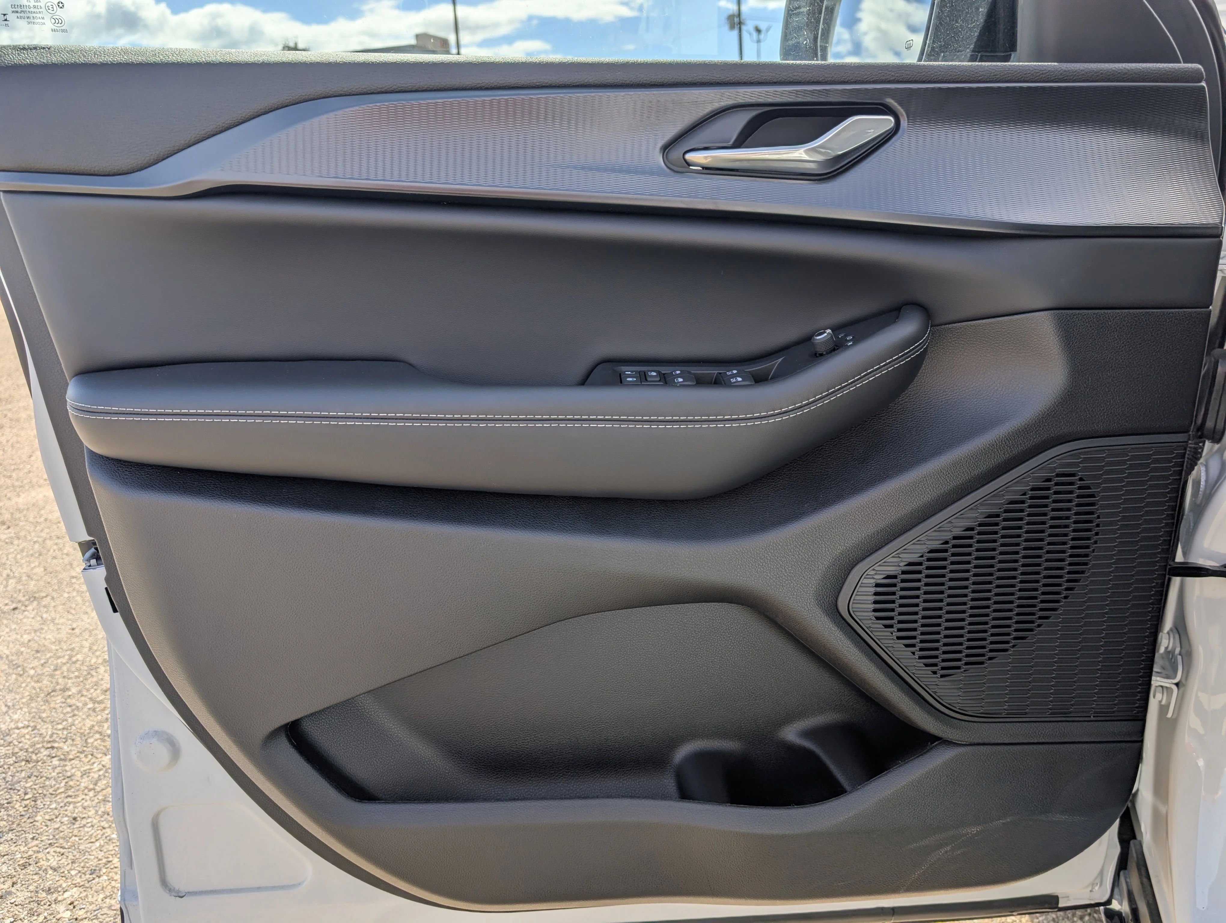 New 2025 Bright White Jeep Altitude image 17