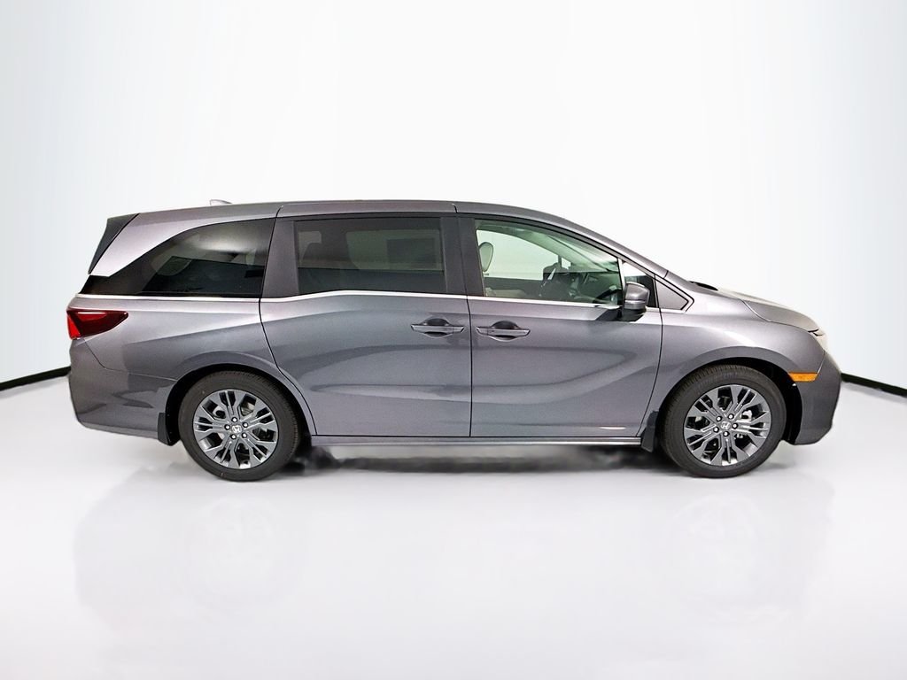 New 2026 Modern Steel Metallic Honda Touring image 4