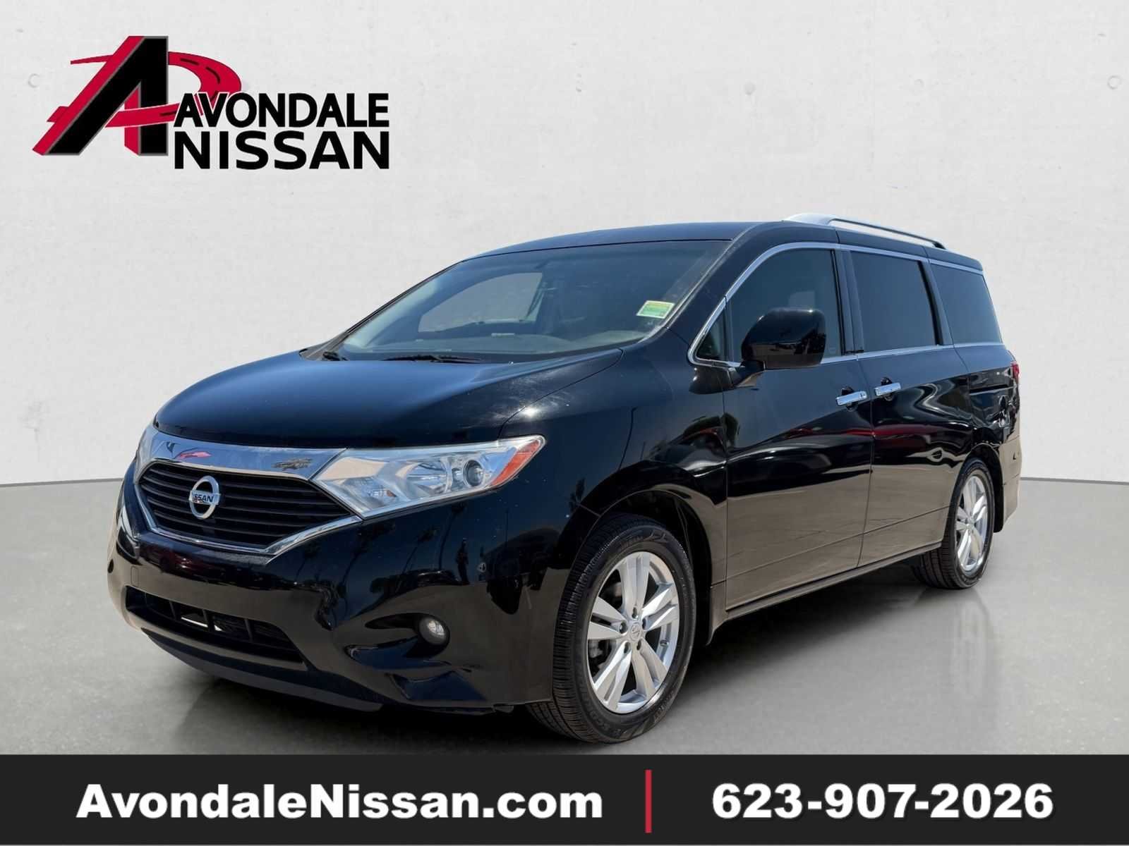 2016 Nissan Quest SV's photo
