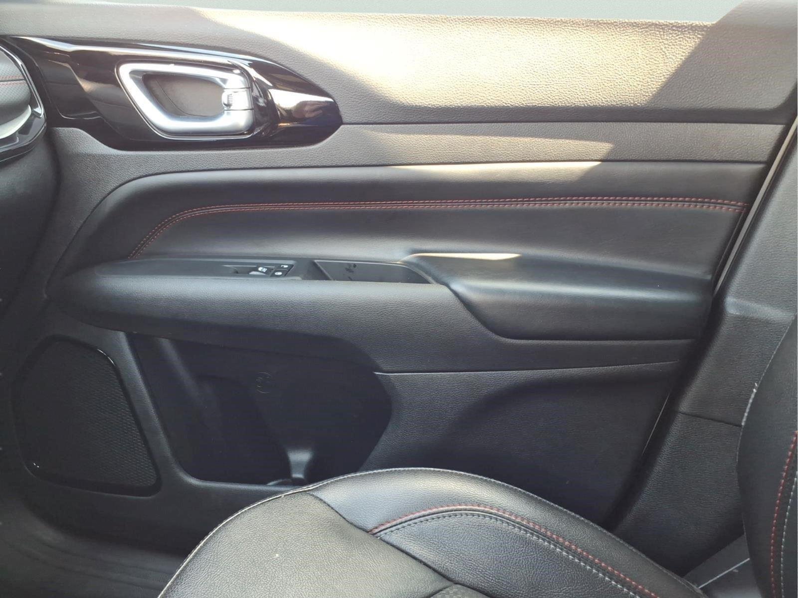 Used 2025 Bright White Clearcoat Jeep Trailhawk image 27