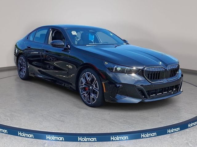 New 2027 Black Sapphire Metallic BMW 540i xDrive image 3