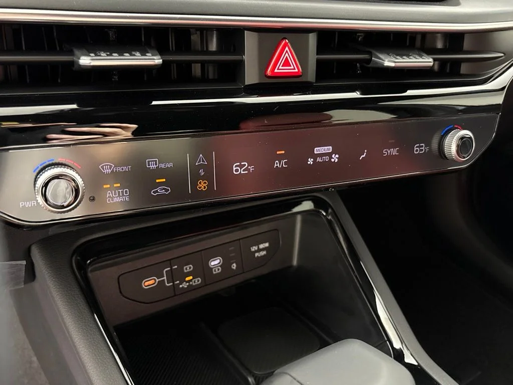 New 2026 Wolf Gray Kia GT-Line FWD image 38