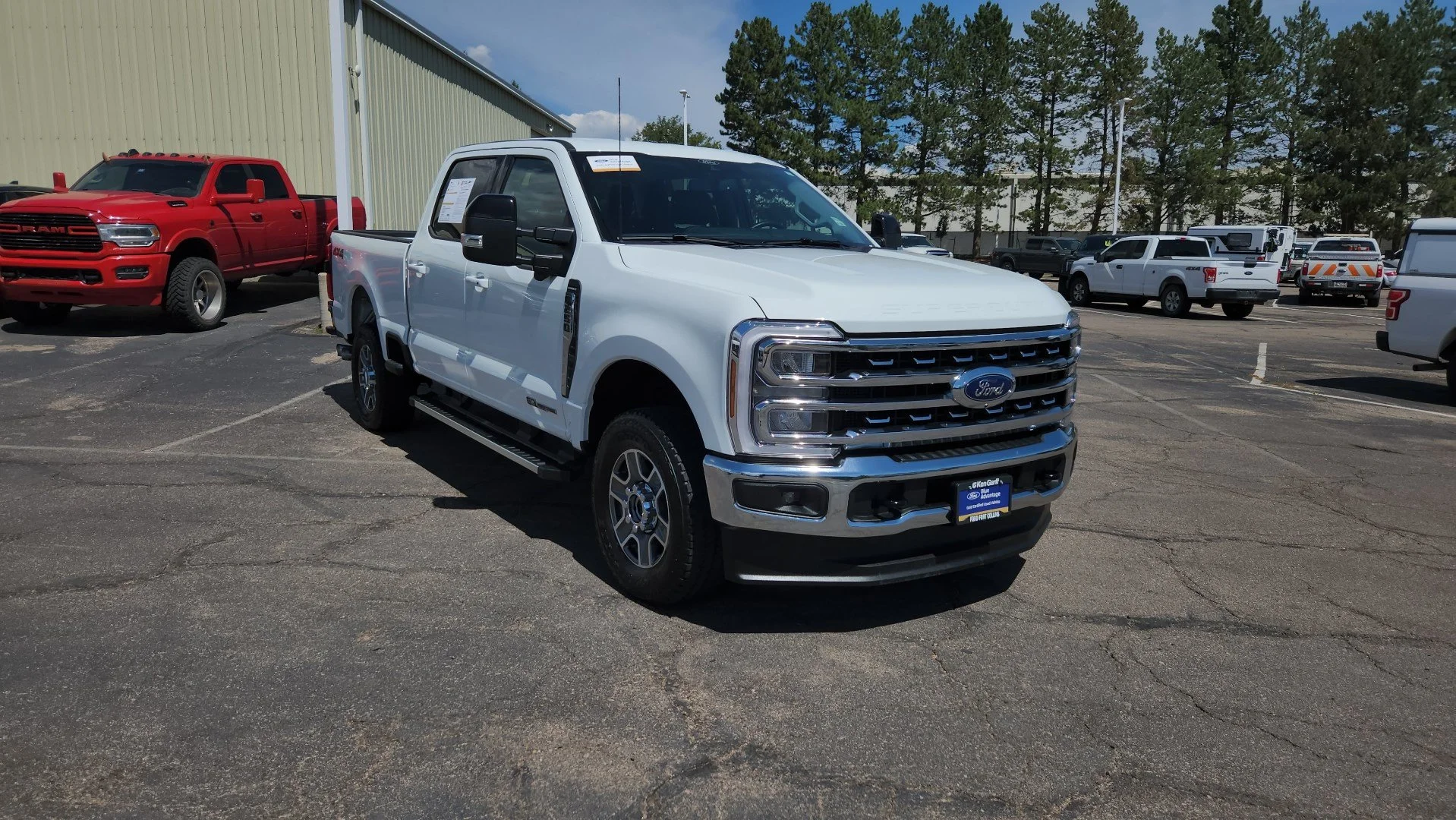 Certified Used 2025 Oxford White Ford LARIAT image 13