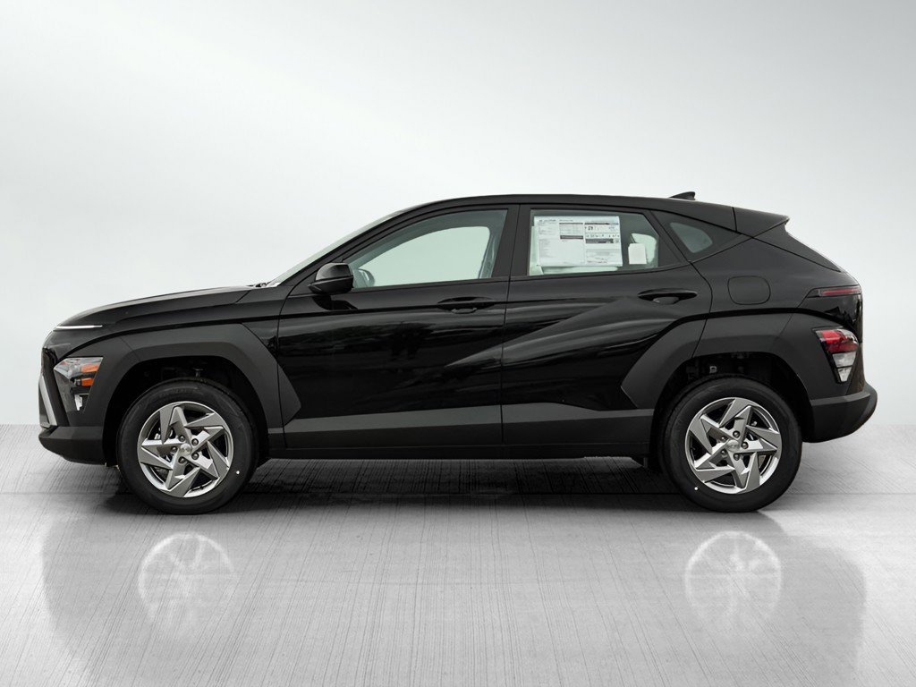 New 2026 Abyss Black Pearl Hyundai SE AWD image 4