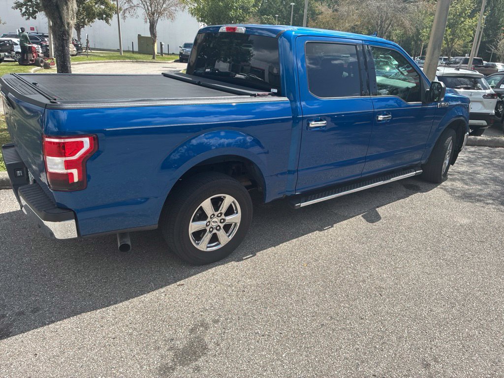 Used 2018 Blue Ford XLT image 4