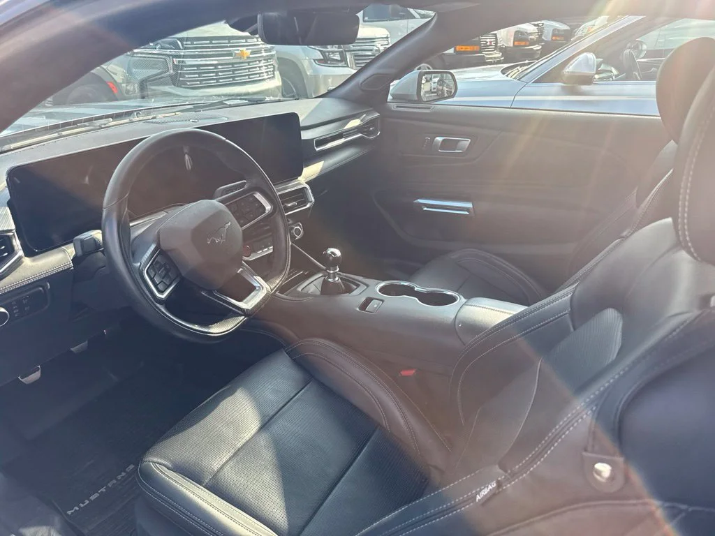 Used 2024 Silver Ford GT Premium image 3