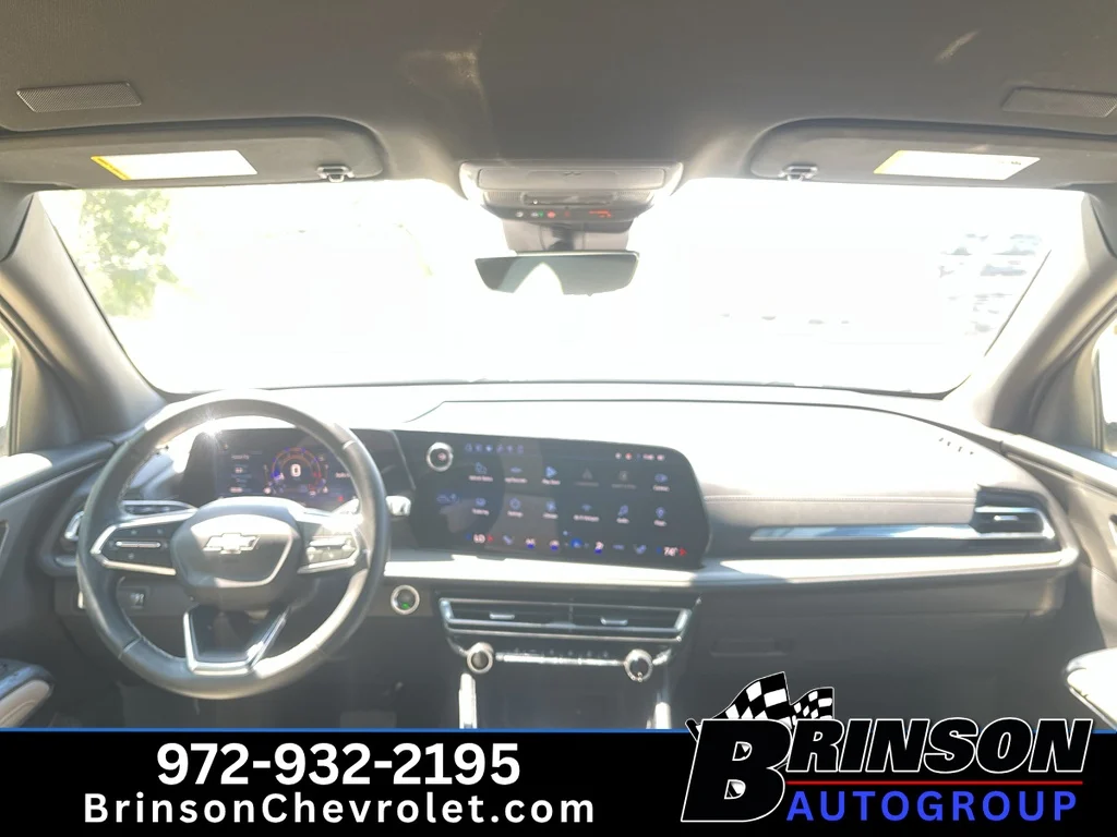 Used 2026 Summit White Chevrolet LT image 15