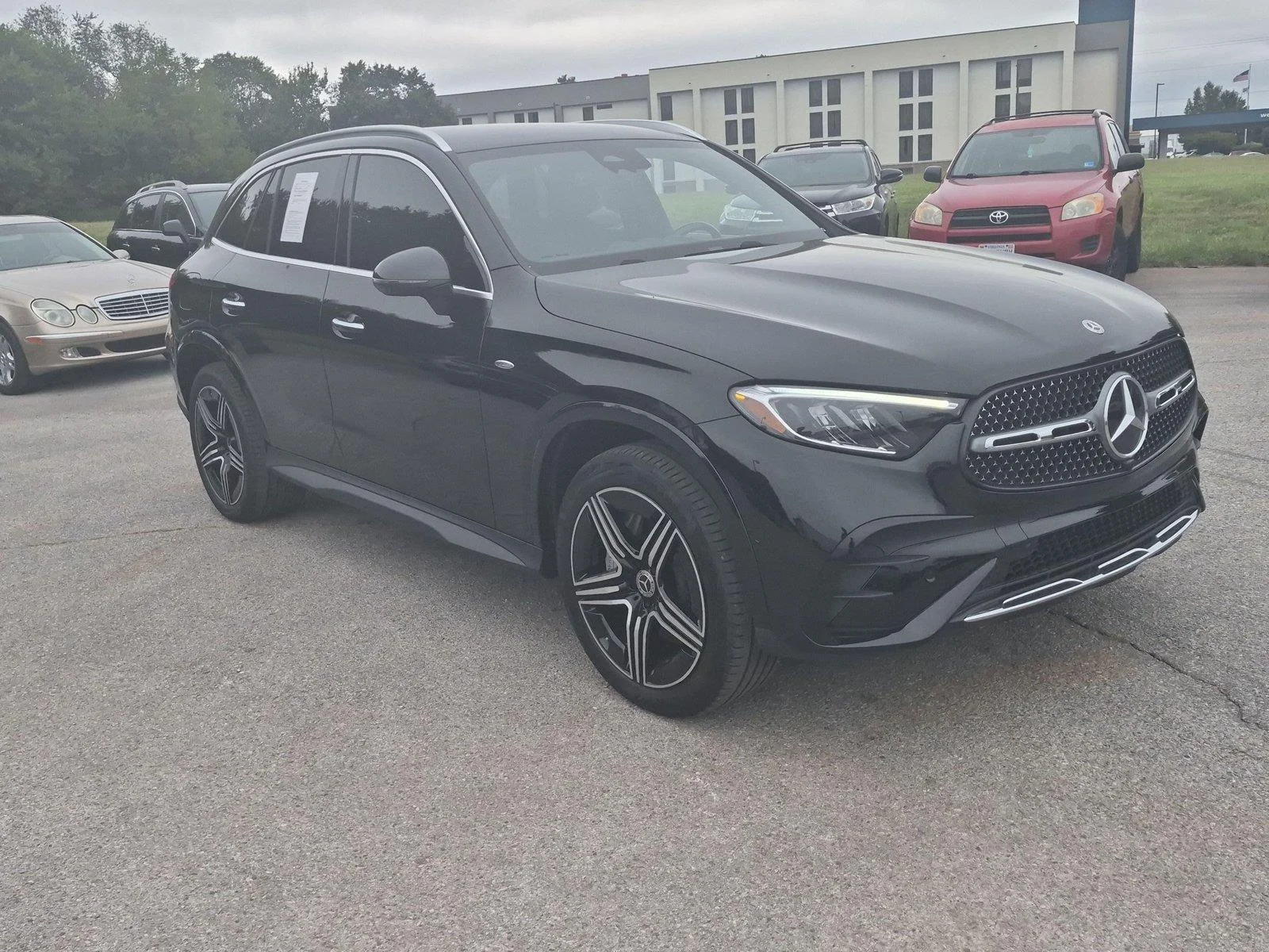 Certified Used 2025 Black Mercedes-Benz GLC 350e image 7